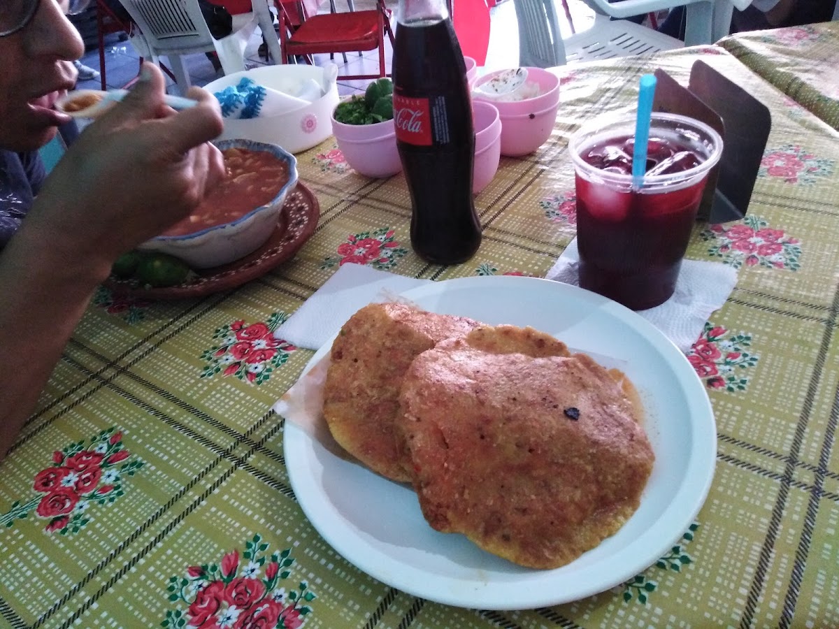 Gorditas Comonfort - Photo 5