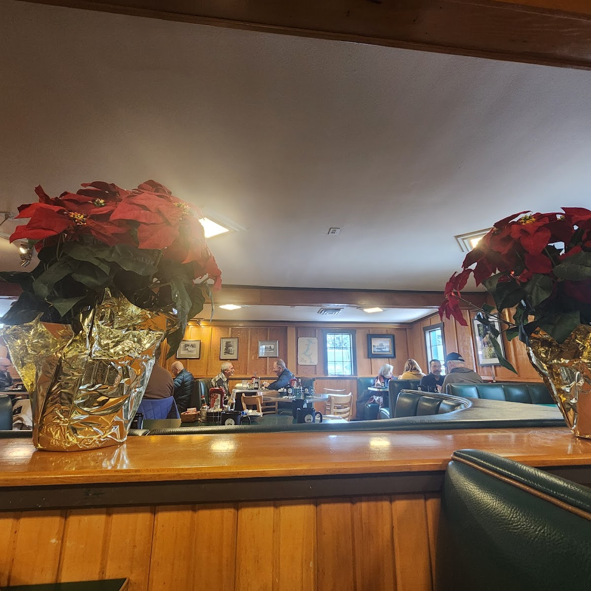 Michael D's Eatery - Photo 7