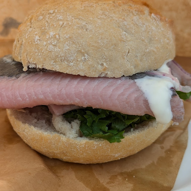 Matjes Brötchen