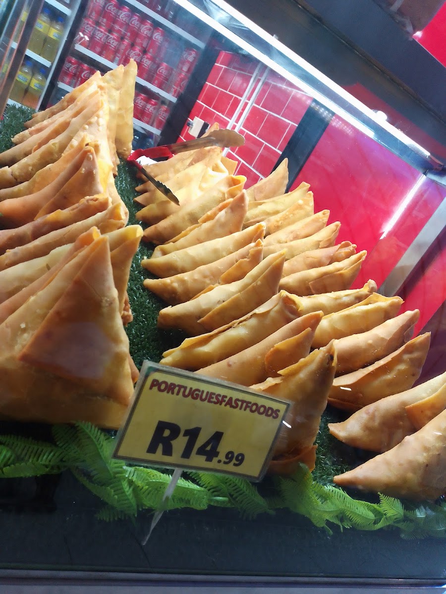 Portuguese Fast Food - Photo 4