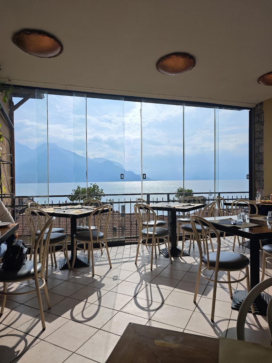 Trattoria Pizzeria Dei Platani - Photo 2