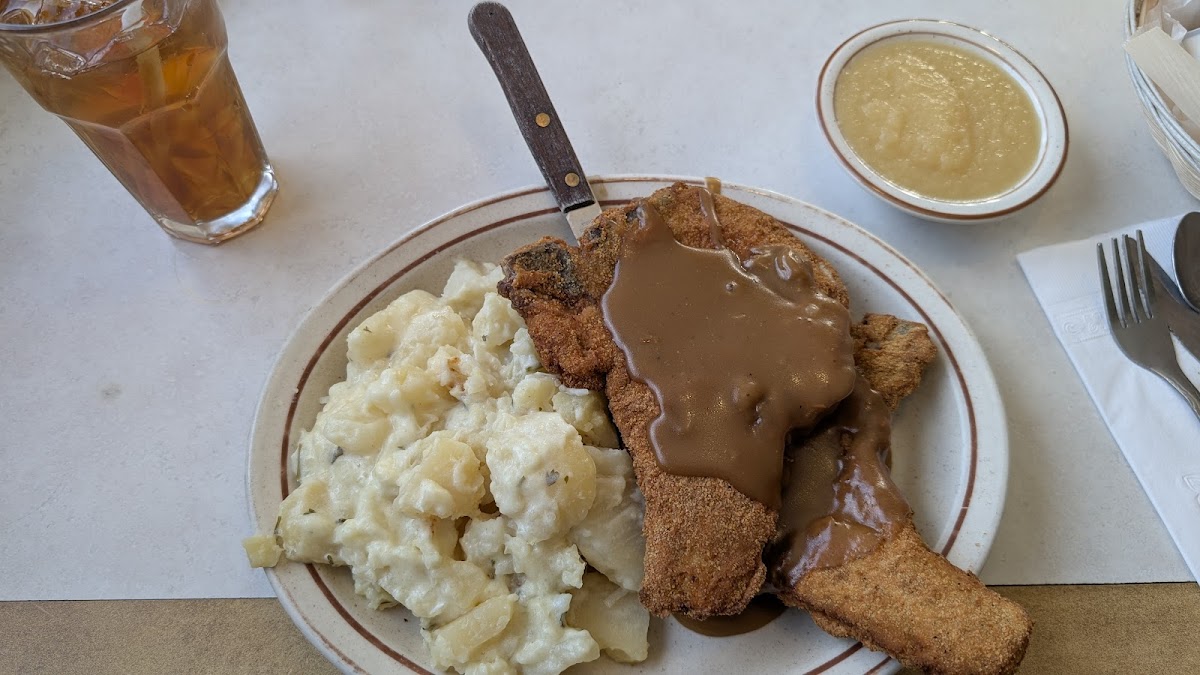 Leo's Country Oven - Photo 5