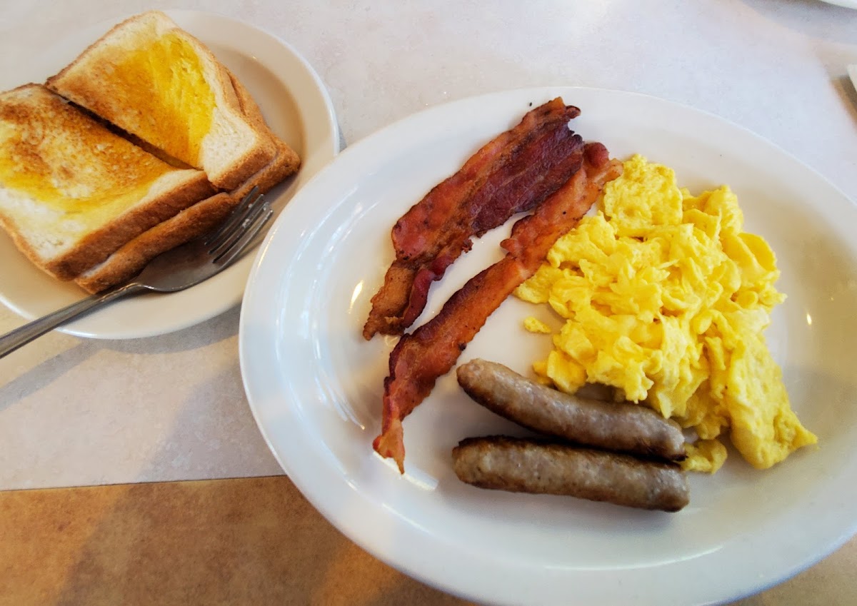 Leo's Country Oven - Photo 7