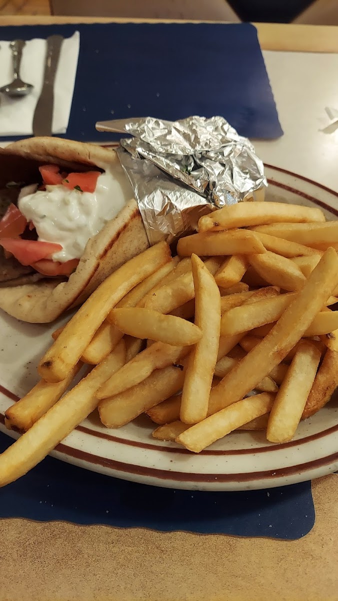 Leo's Country Oven - Photo 8