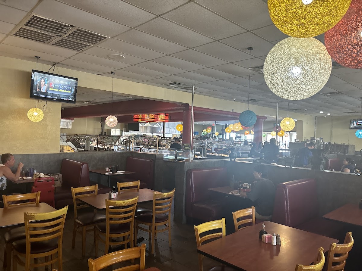 Taste of China Restaurant - Photo 4