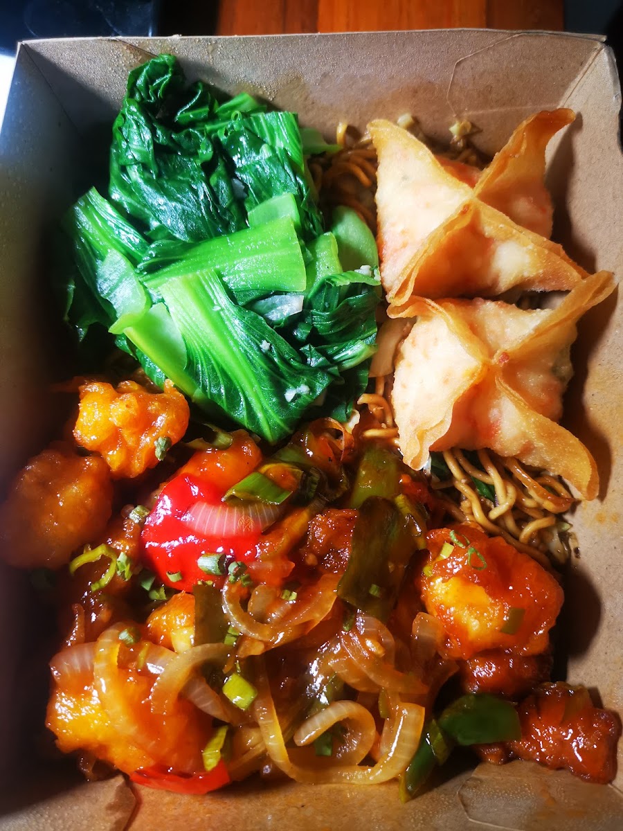 Island Wok Berawa - Photo 4