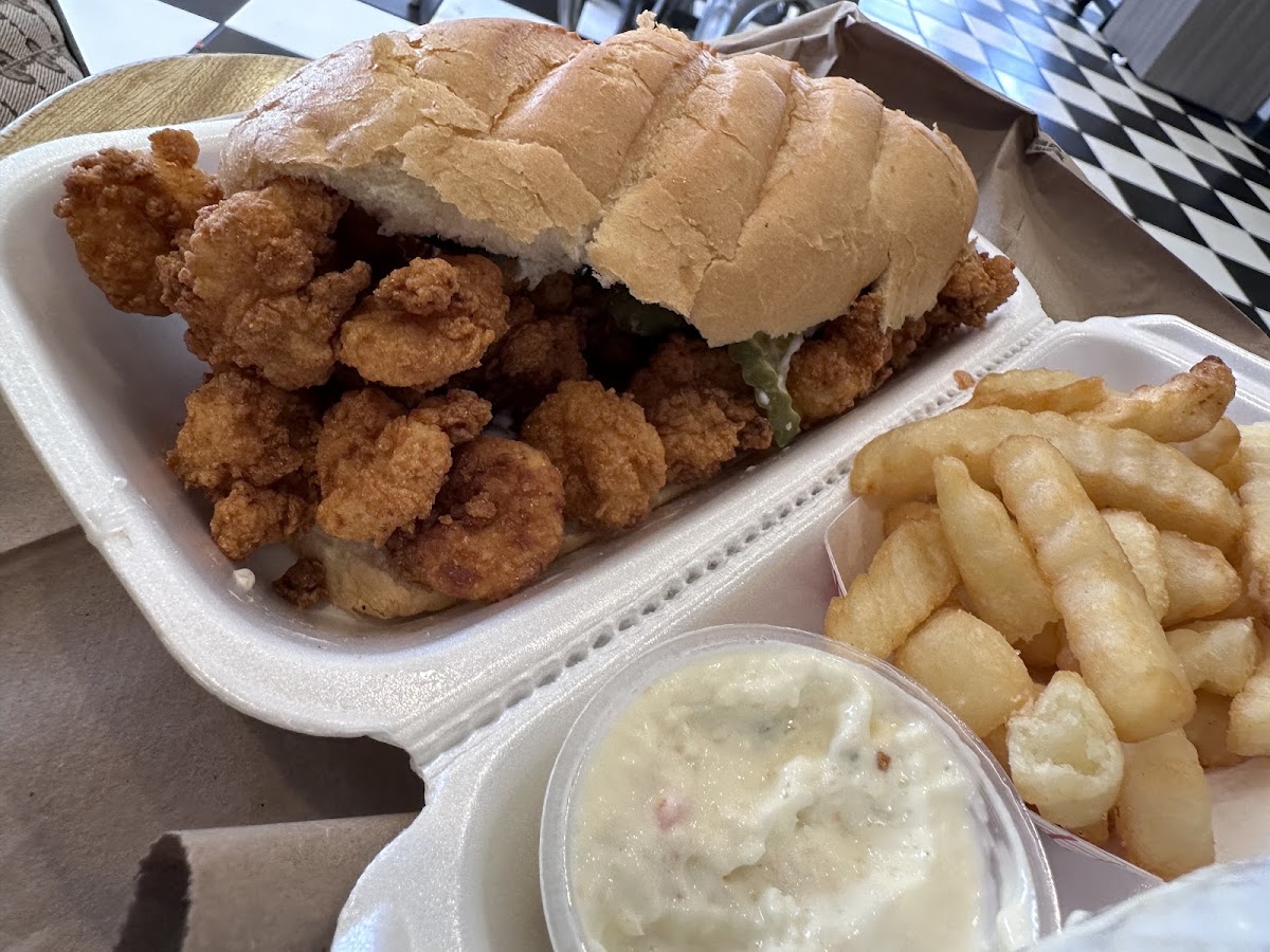 Sam's Super Burger - Photo 8
