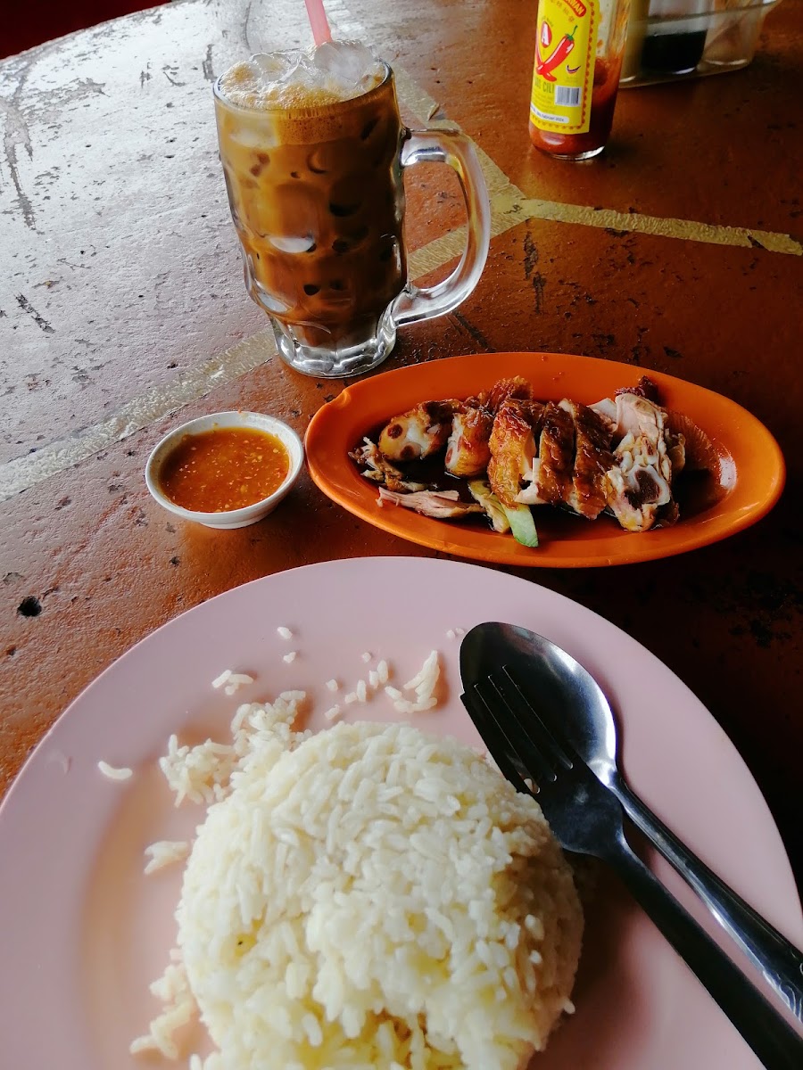 Loong Hin Kopitiam - Photo 5