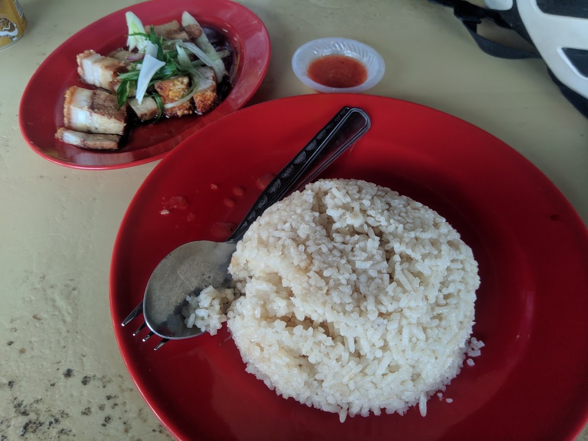 Loong Hin Kopitiam - Photo 8
