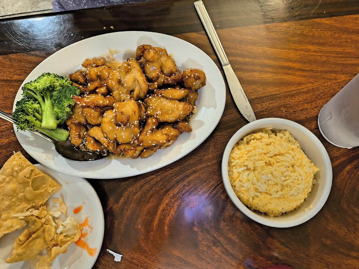 Lung Fung Chinese Restaurant 2 - Photo 6