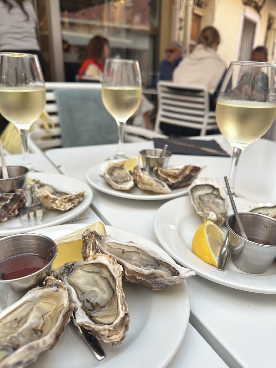 Le petit OYSTER BAR - Photo 3
