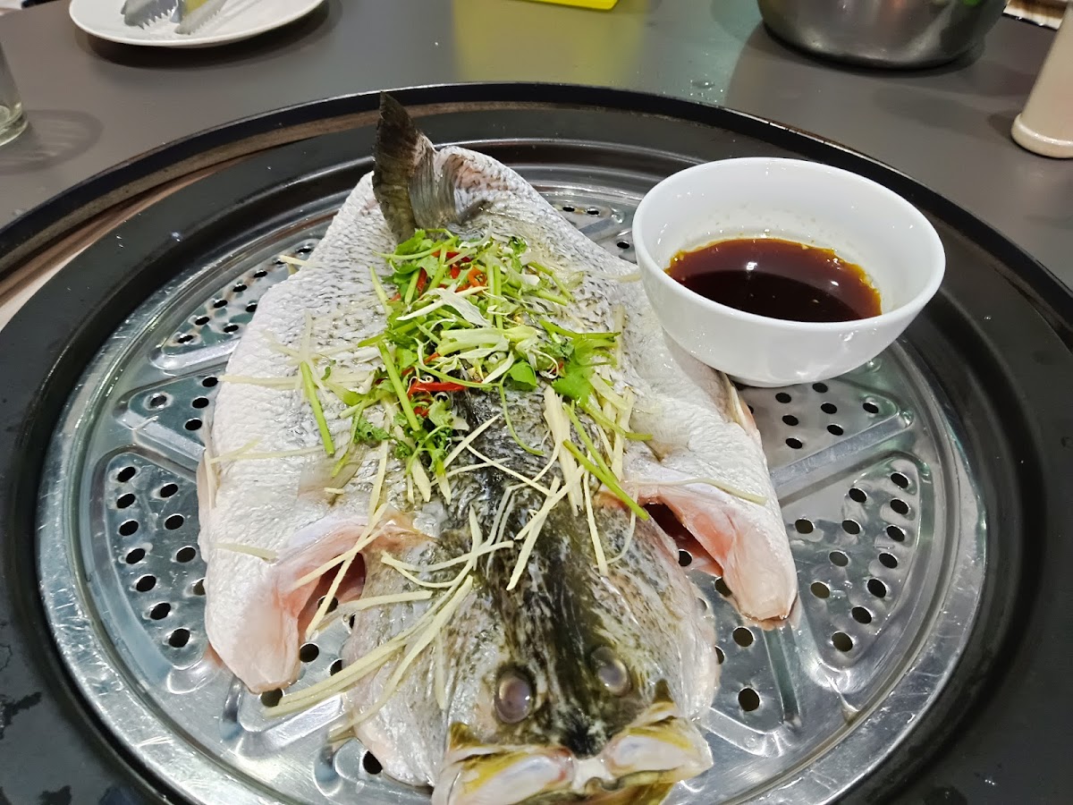 Zheng Xian Ge Restaurant 蒸鮮閣 - Photo 6