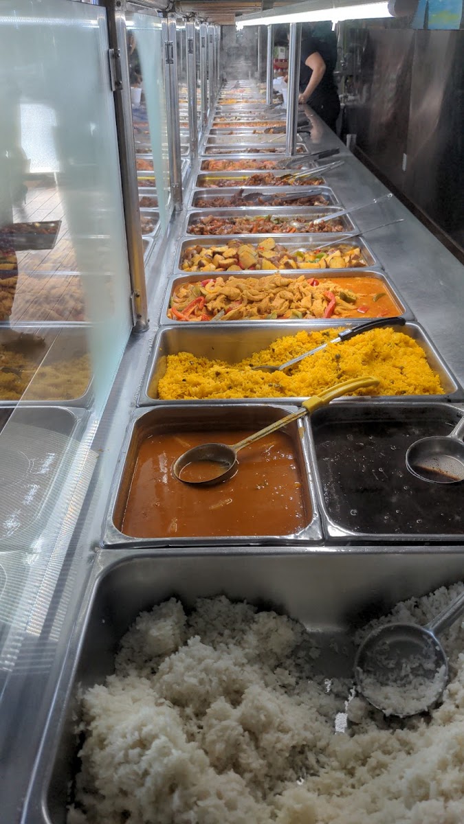 Unidos Restaurant - Photo 2