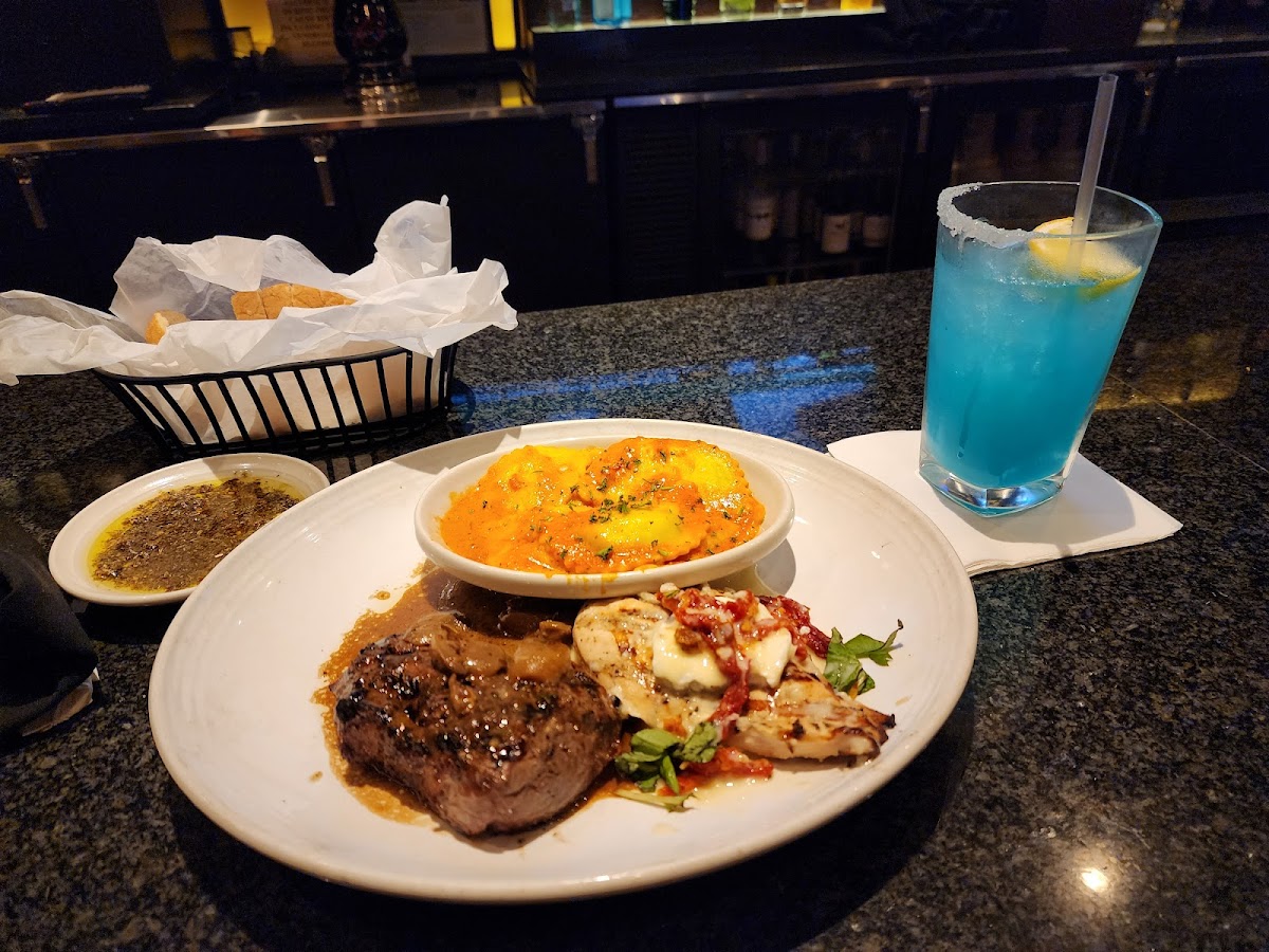Carrabba's Italian Grill - Photo 7