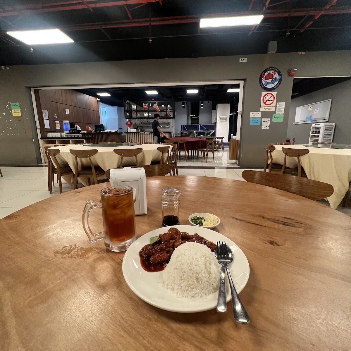 Tophill Seafood Restaurant - Photo 4