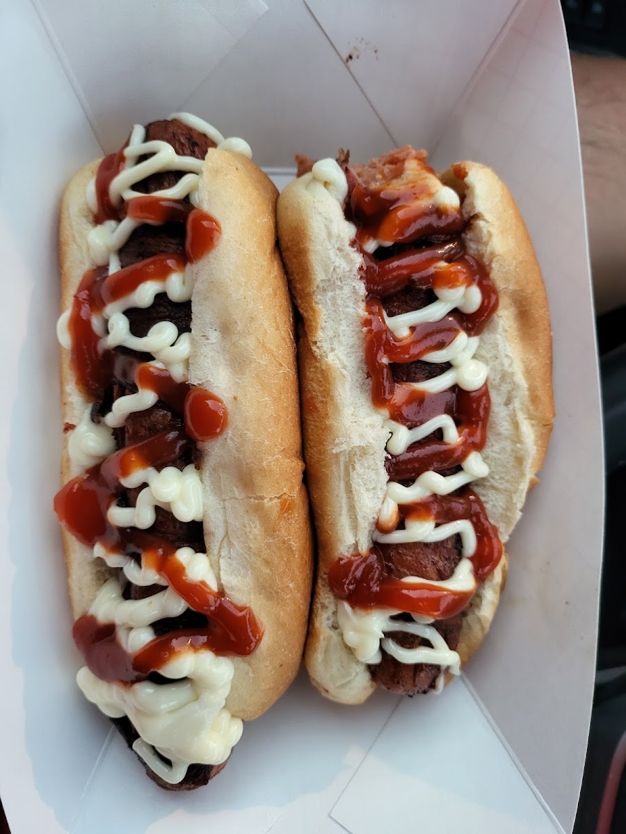 El Original Martinez Hotdogs - Photo 1