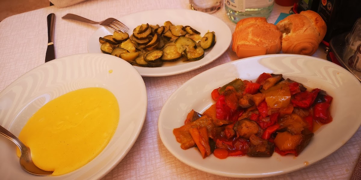 Trattoria Sotto La Torre - Photo 9