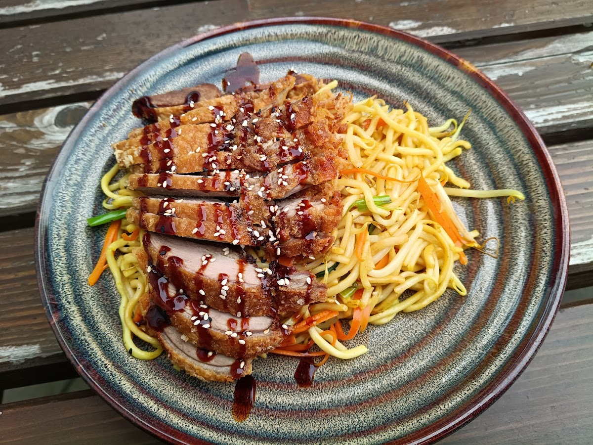 Vietnamese Cuisine & Sushi Bar