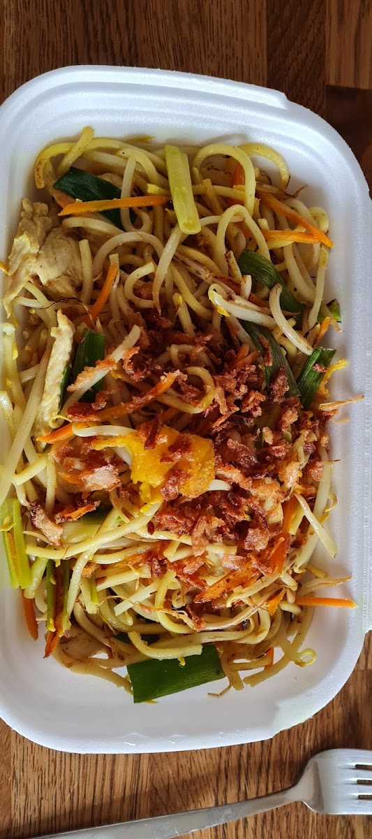 Vietnamese Cuisine & Sushi Bar - Photo 7