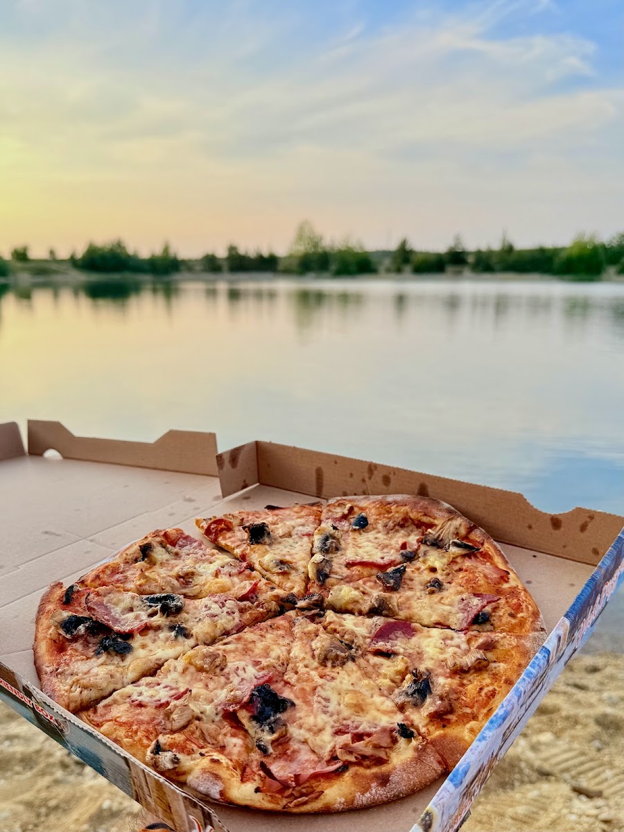 Pizzeria Da Pippo - Photo 1