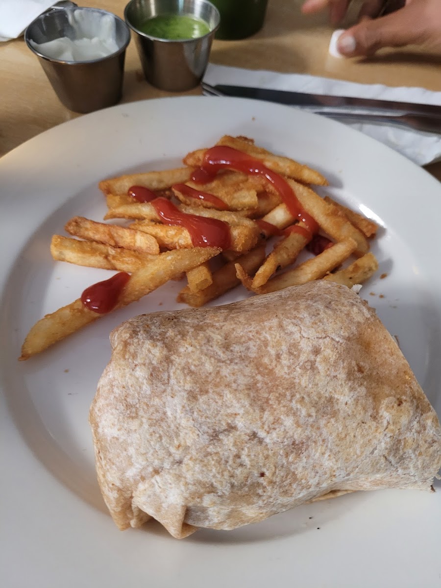 Ray's Café & Restaurant - Photo 3