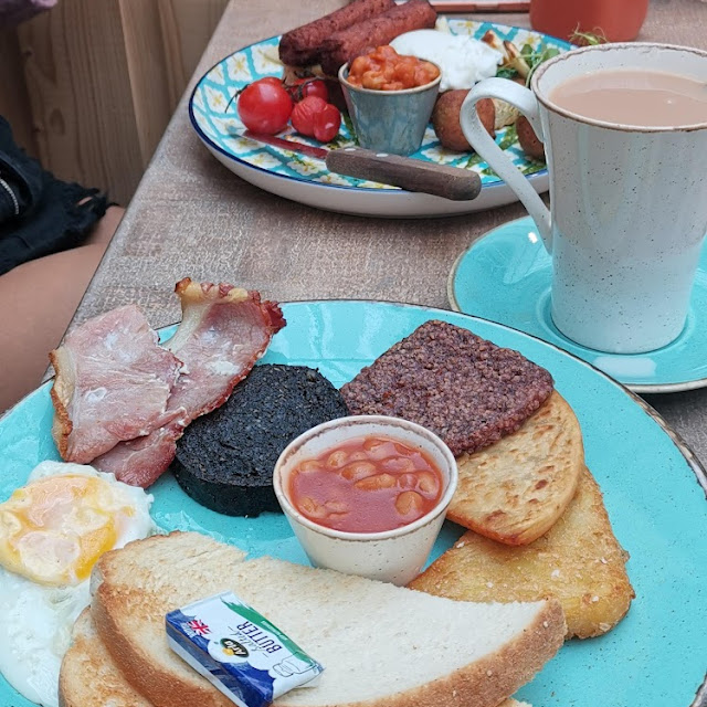 English Breakfast