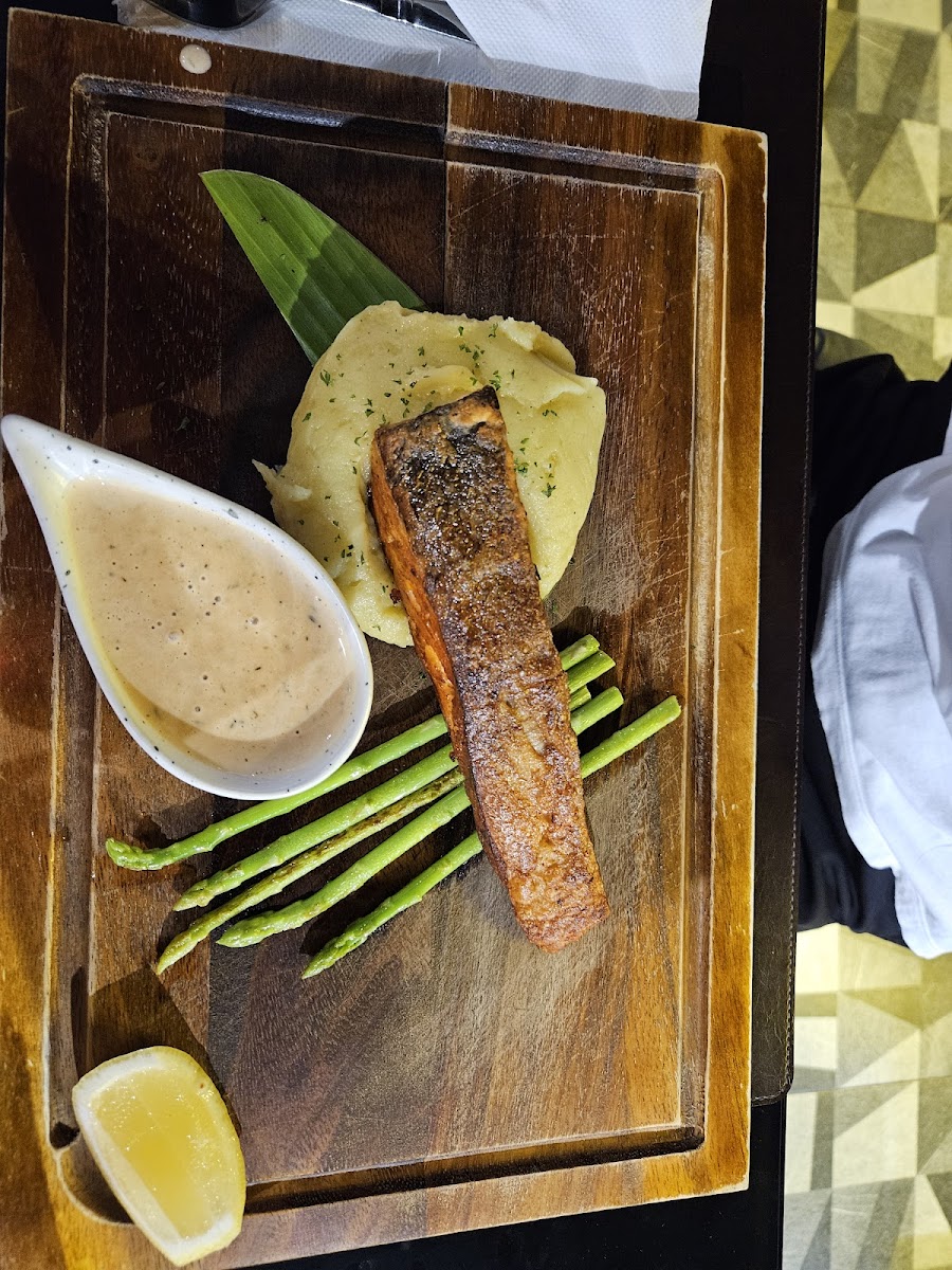 Sweden Restaurant - Photo 6