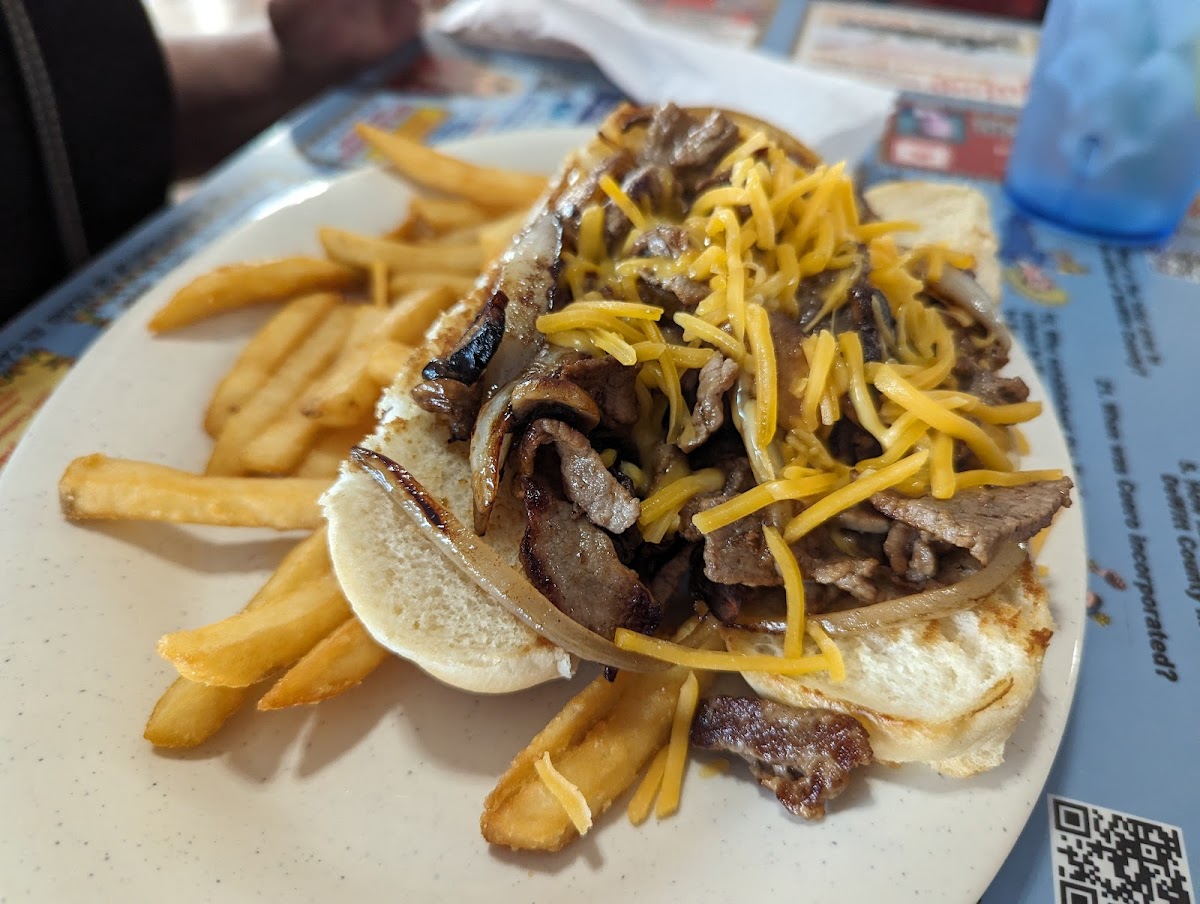 Cuero Seafood and Grill - Photo 9