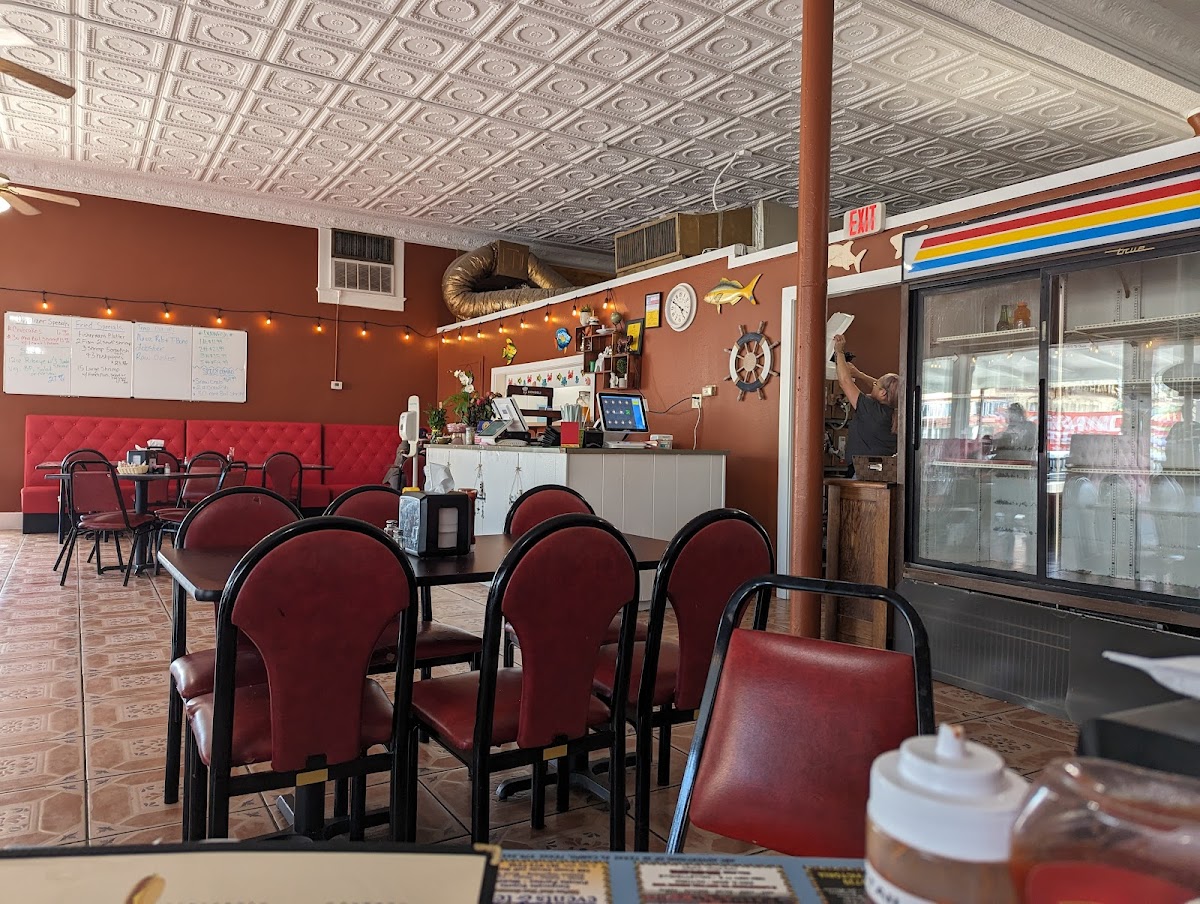 Cuero Seafood and Grill - Photo 2