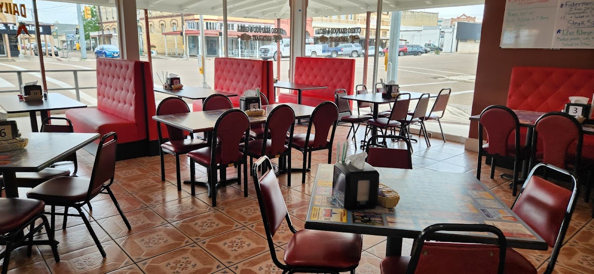 Cuero Seafood and Grill - Photo 3