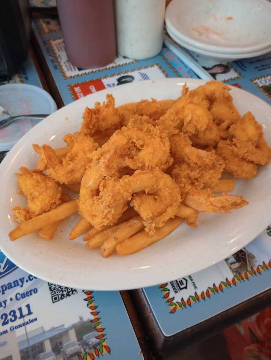 Cuero Seafood and Grill - Photo 6