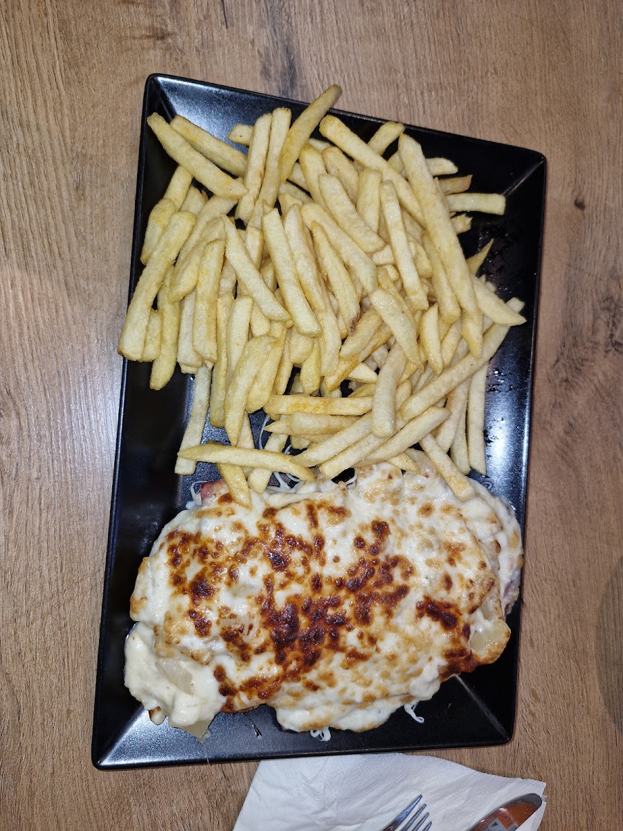 Deniz Döner & Pizza - Photo 4