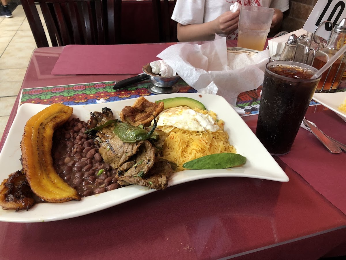 El Sabor del Chef II - Photo 1