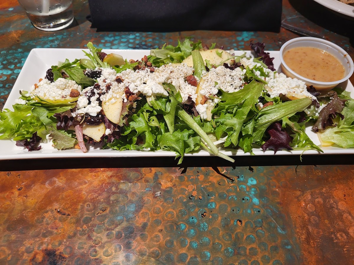 Ark & Dove Restaurant - Photo 8