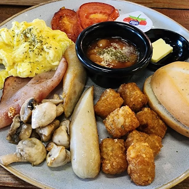 Big Breakfast