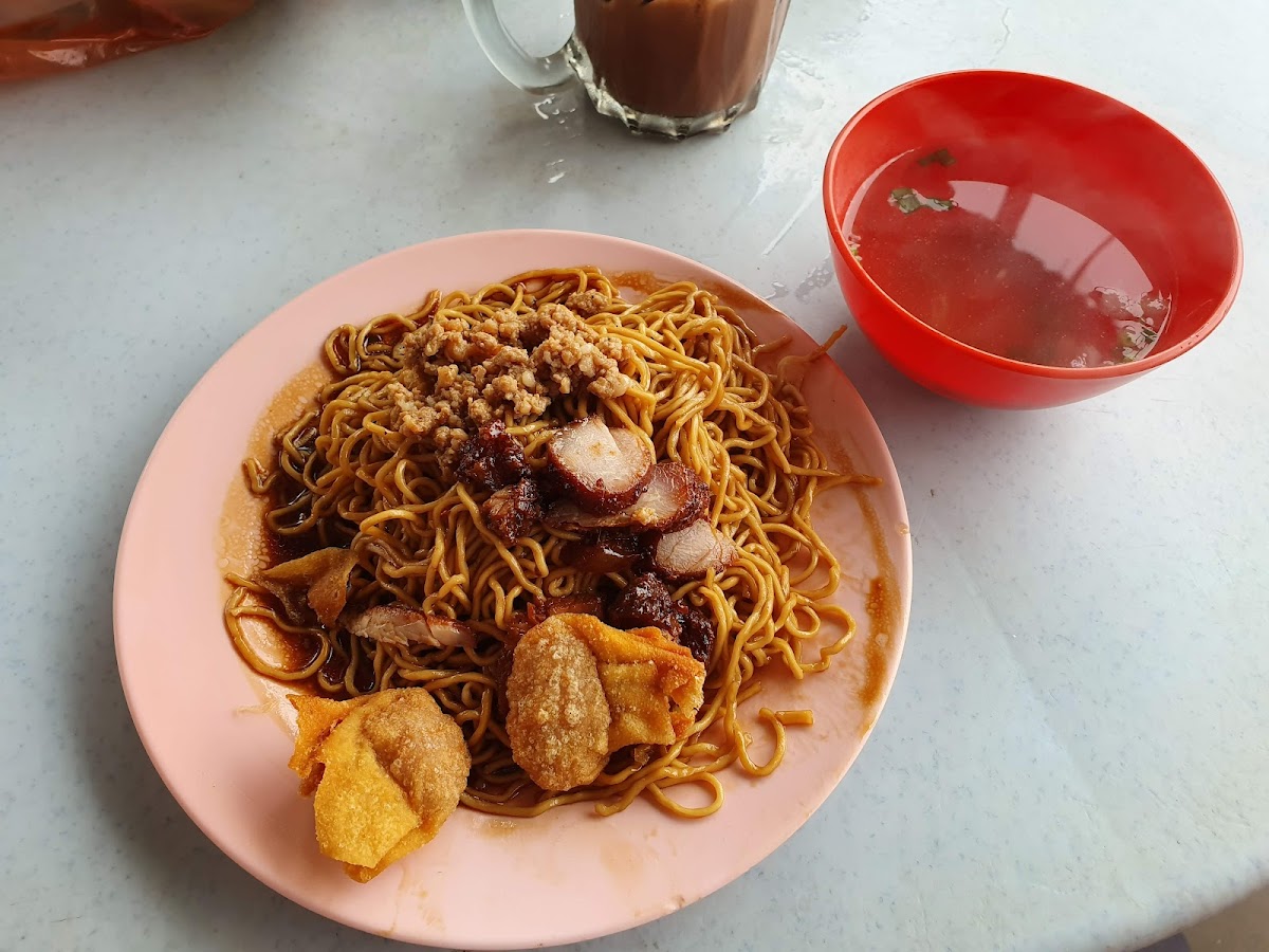 Kampung Titi Coffee Shop - Photo 4