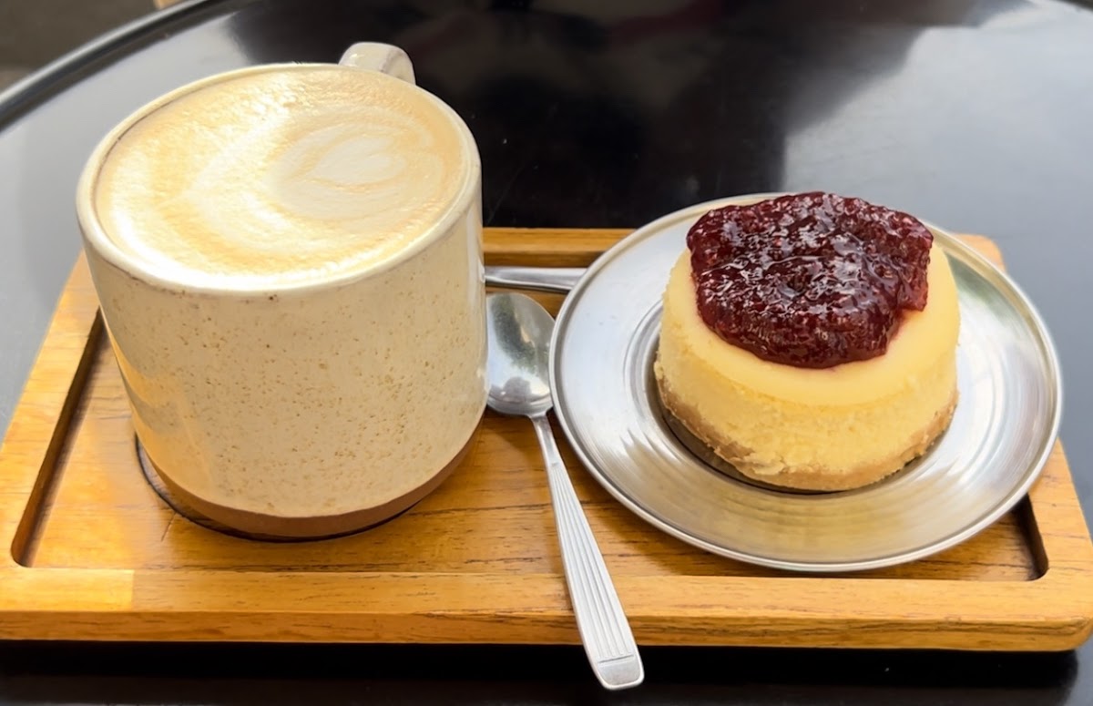 Jaramillo Cafe - Photo 8