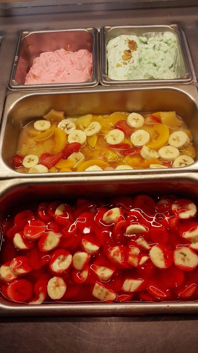 Toni's Food Store - Photo 9