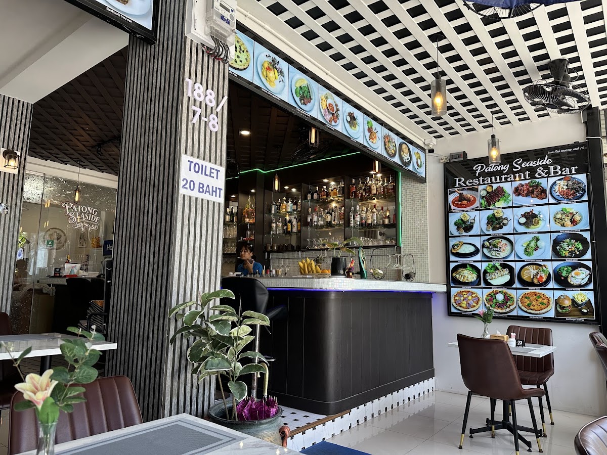 Patong seaside restaurant and bar