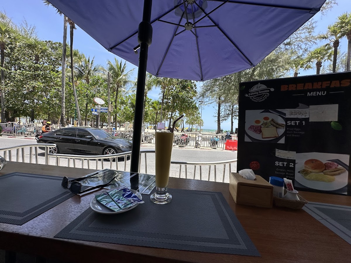 Patong seaside restaurant and bar - Photo 3