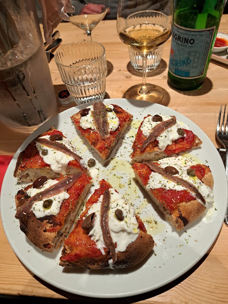 Dimora Pizzeria - Photo 2