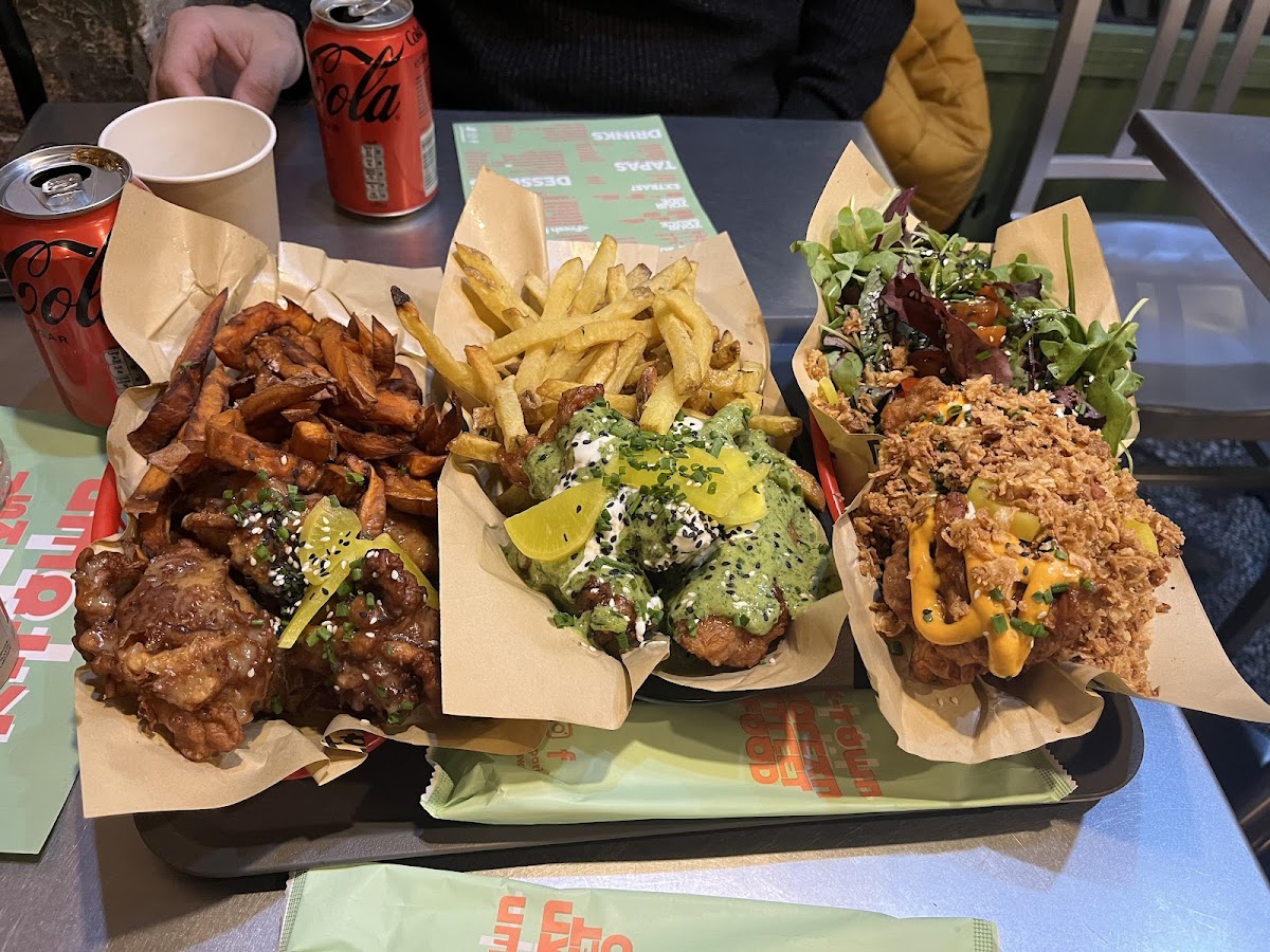 K-TOWN Street Food Vaugirard - Photo 2