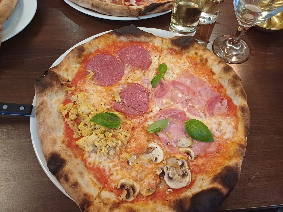 Ristorante Pizzeria Totò UG - Photo 4