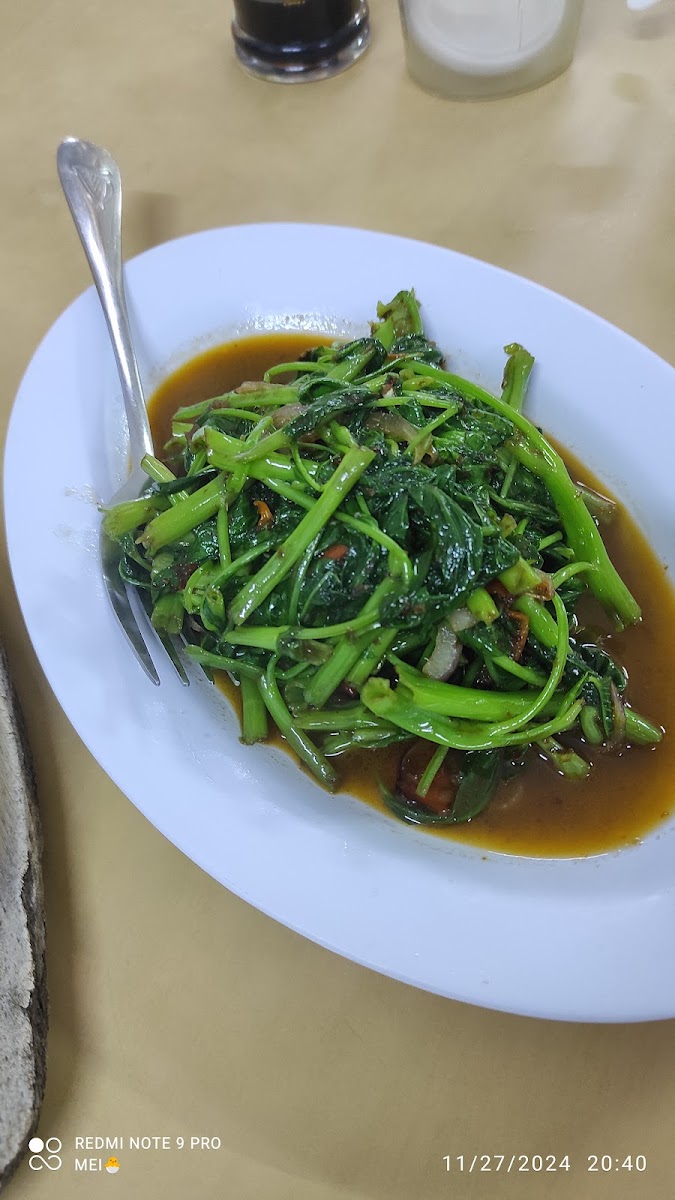 Restoran Yi Yi San - Photo 5