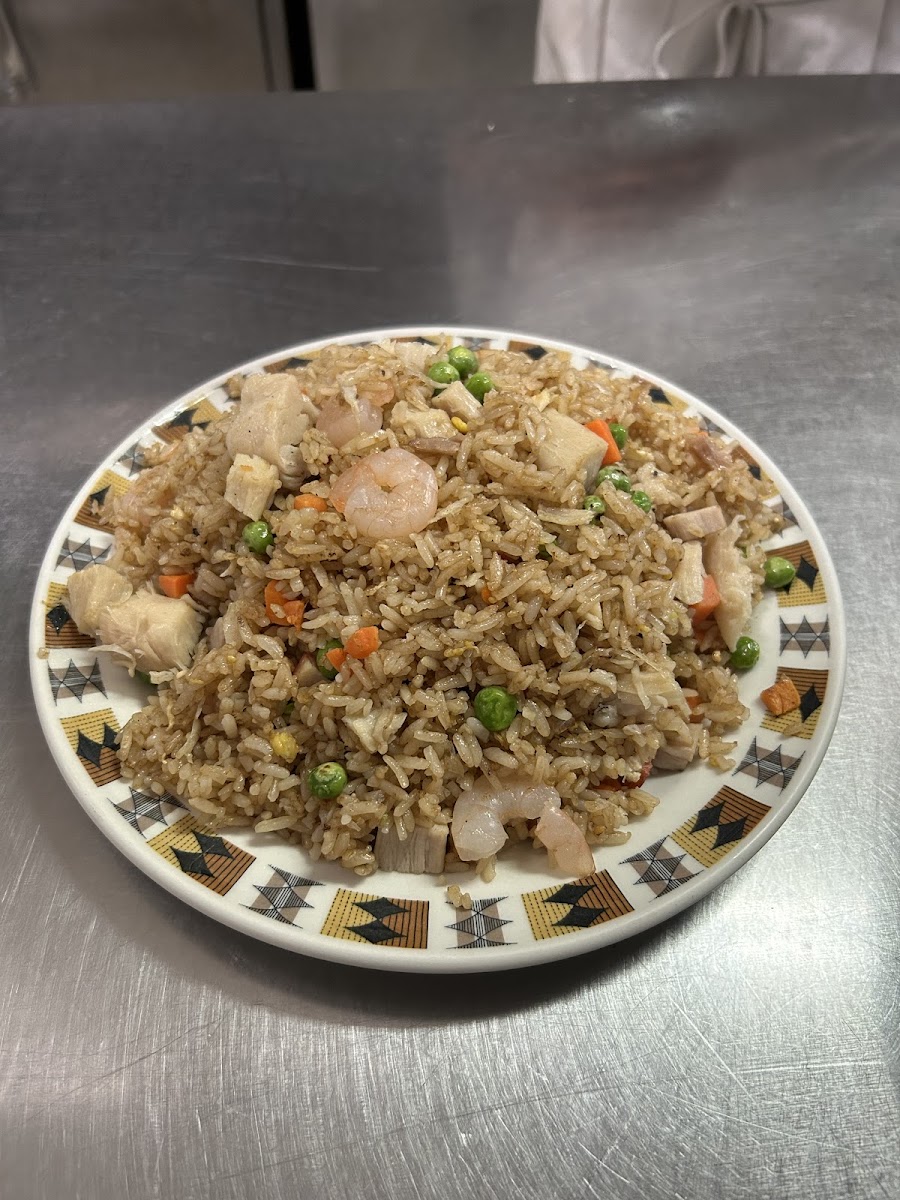 Mei’s Family Restaurant - Photo 3