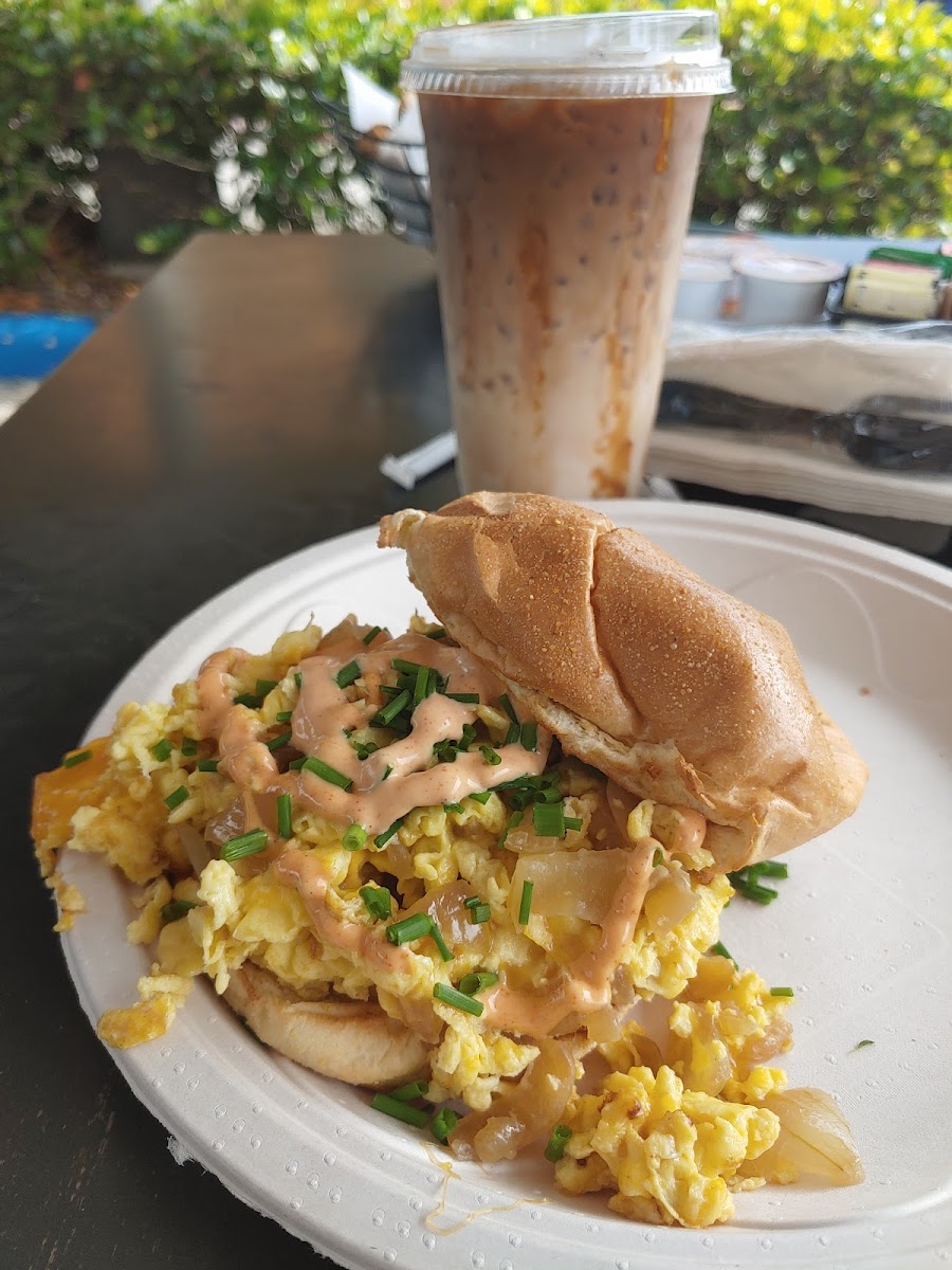 Tasty Beach Cafe - Photo 5