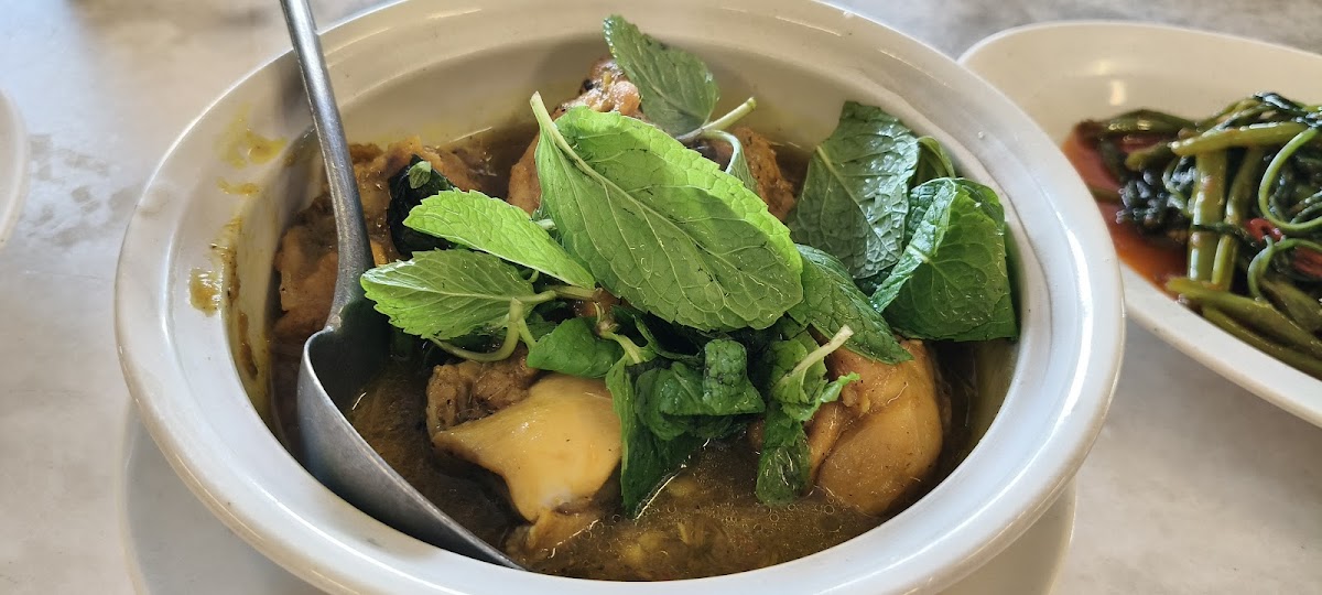 Xin Chern Restaurant - Photo 3