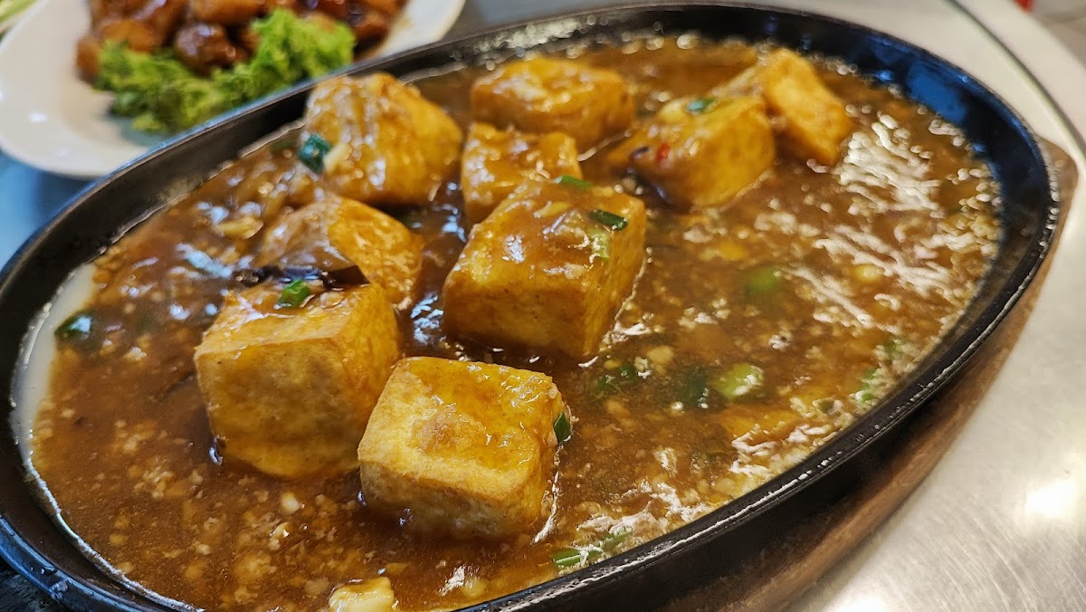 Xin Chern Restaurant - Photo 6