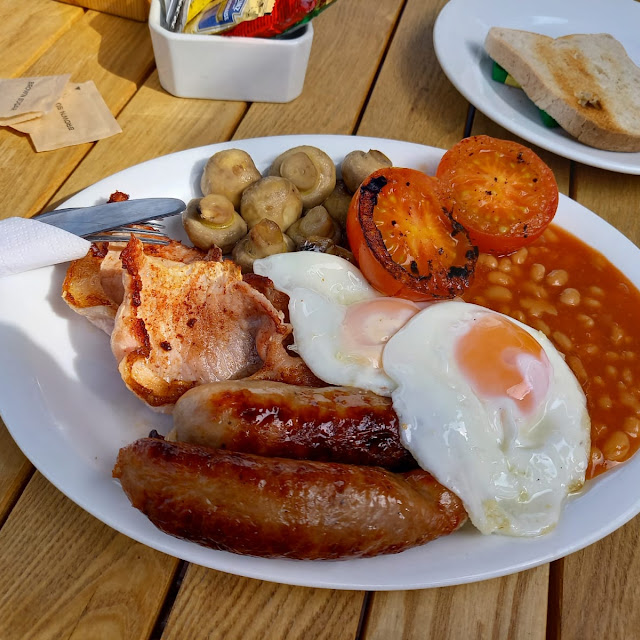 English Breakfast