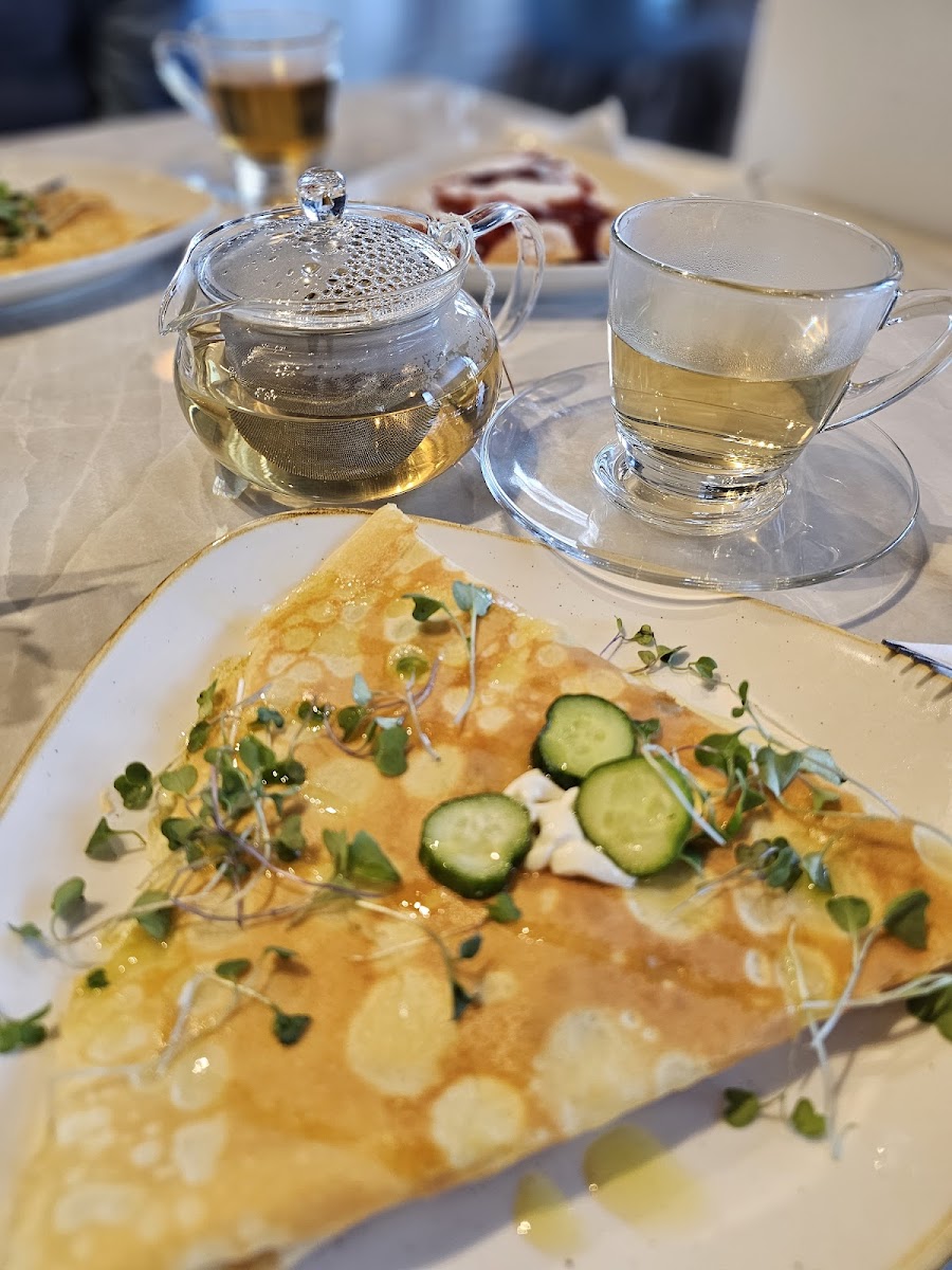 Doppio Cafe and Creperie - Photo 9